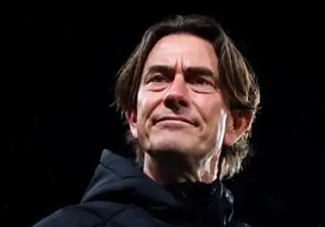 热刺帅位风波:弗兰克面临挑战,俱乐部力挺待转机